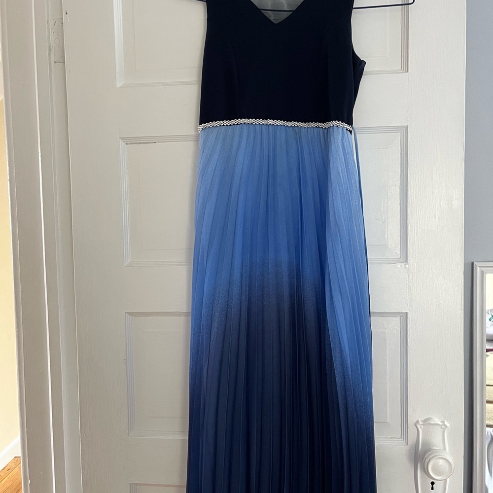 Speechless Black and Blue Ombe Pleated Dress